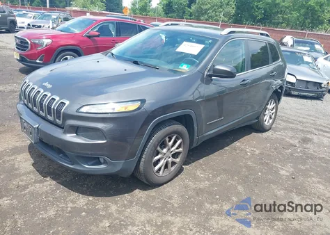 2015 Jeep Cherokee Latitude z USA, uszkodzony, nr VIN 1C4PJMCB8FW588994